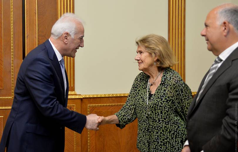 ՀՀ նախագահն ընդունել է Ամերիկայի Հայկական համագումարի պատվիրակներին