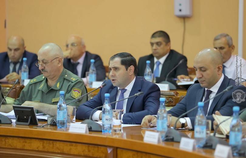 Ս․ Պապիկյանի գլխավորությամբ ՊՆ-ում խորհրդակցություն է անցկացվել