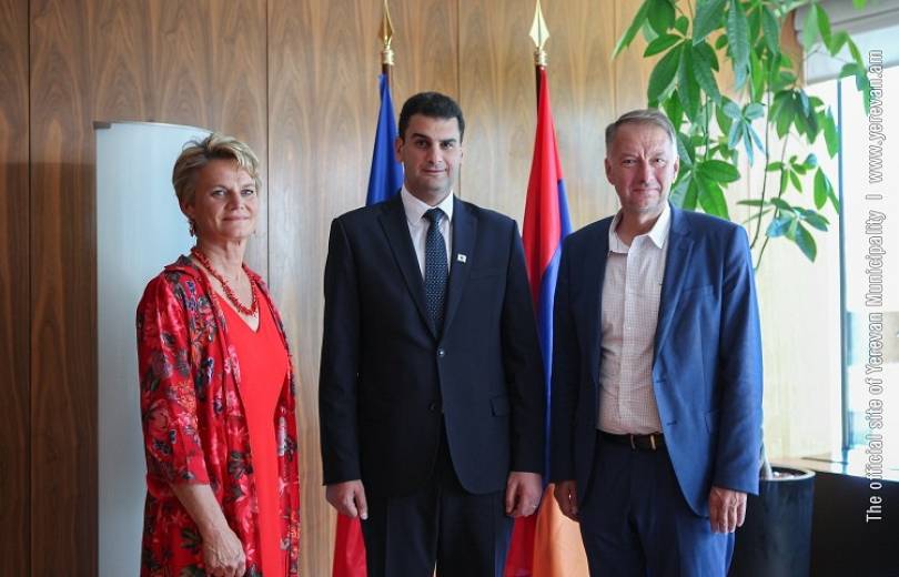 Լիոնի Մետրոպոլի նախագահը հյուրընկալել է Երևանի քաղաքապետին