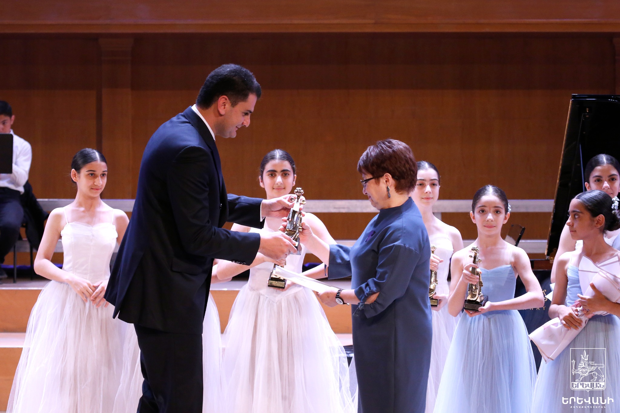 Քաղաքապետը մասնակցել է «Երևանի քաղաքապետարանի երաժշտական և արվեստի դպրոցների մրցույթ-փառատոն» ծրագրի գալա-համերգին