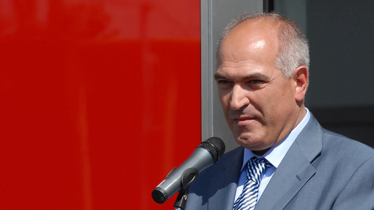 Դատախազությունը դատարանից պահանջել է Մայրապետյանից և «Գլոբուսի» տնօրեն Հակոբջանյանից բռնագանձել 5,6 մլրդ դրամ