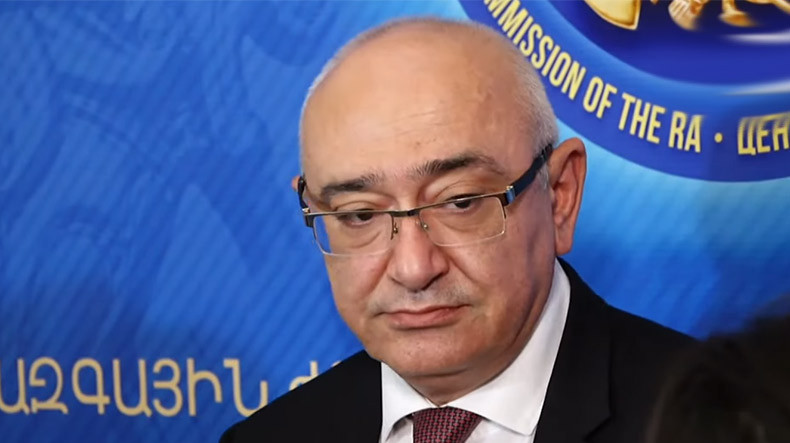 Մուկուչյանը պարզաբանել է, թե ինչ է սպասվում «Պատիվ ունեմ»-ի ղեկավար Վանեցյանի մանդատը վայր դնելուց հետո