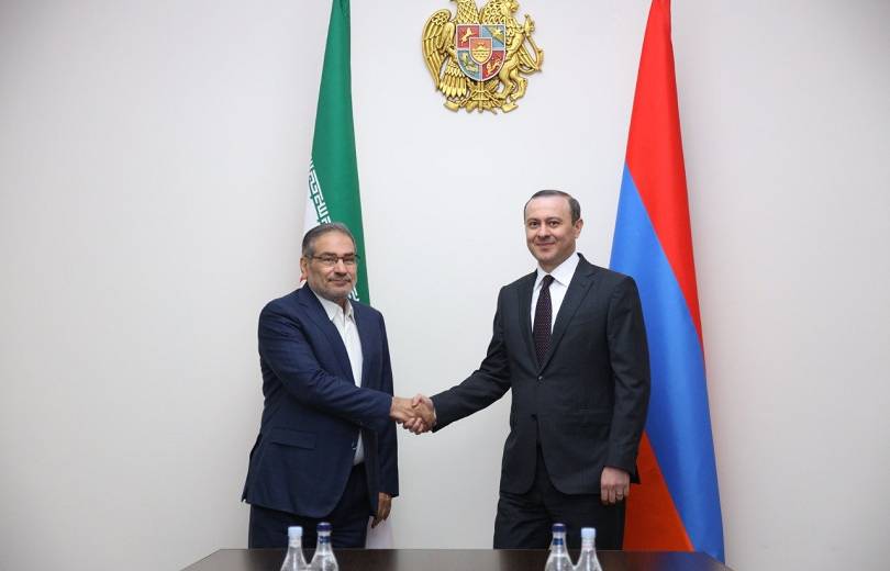 Ա․ Գրիգորյանը հանդիպել է ԻԻՀ ազգային անվտանգության գերագույն խորհրդի քարտուղարի հետ