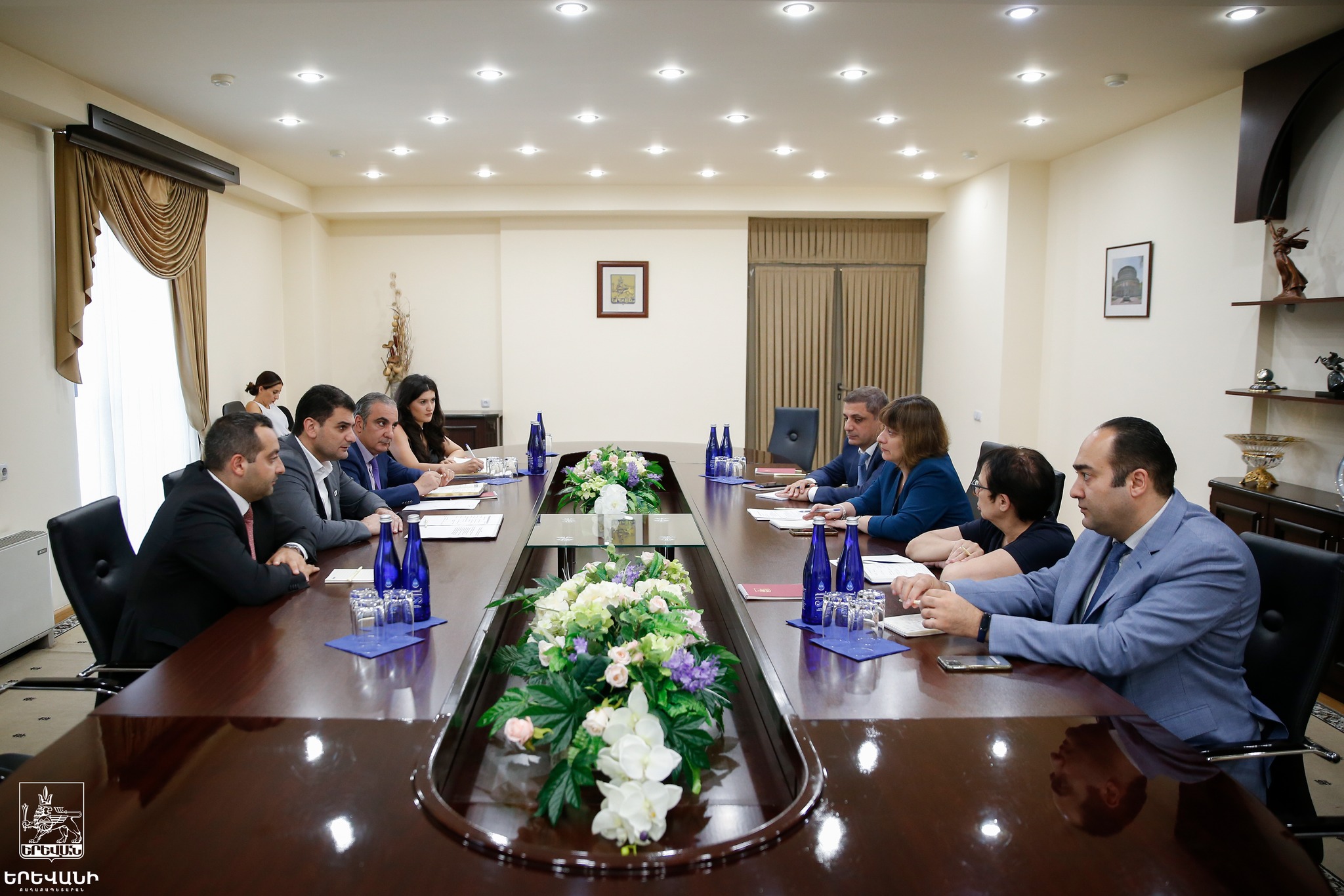 Հրաչյա Սարգսյանը հանդիպել է Հայաստանում ՄԱԶԾ մշտական ներկայացուցիչ Նաթիա Նացվլիշվիլիի հետ