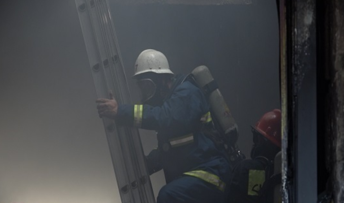 Երևանի Հայրիկ Մուրադյան փողոցի շենքերից մեկում, վերելակի հորանում հրդեհ է բռնկվել. կան տուժածներ