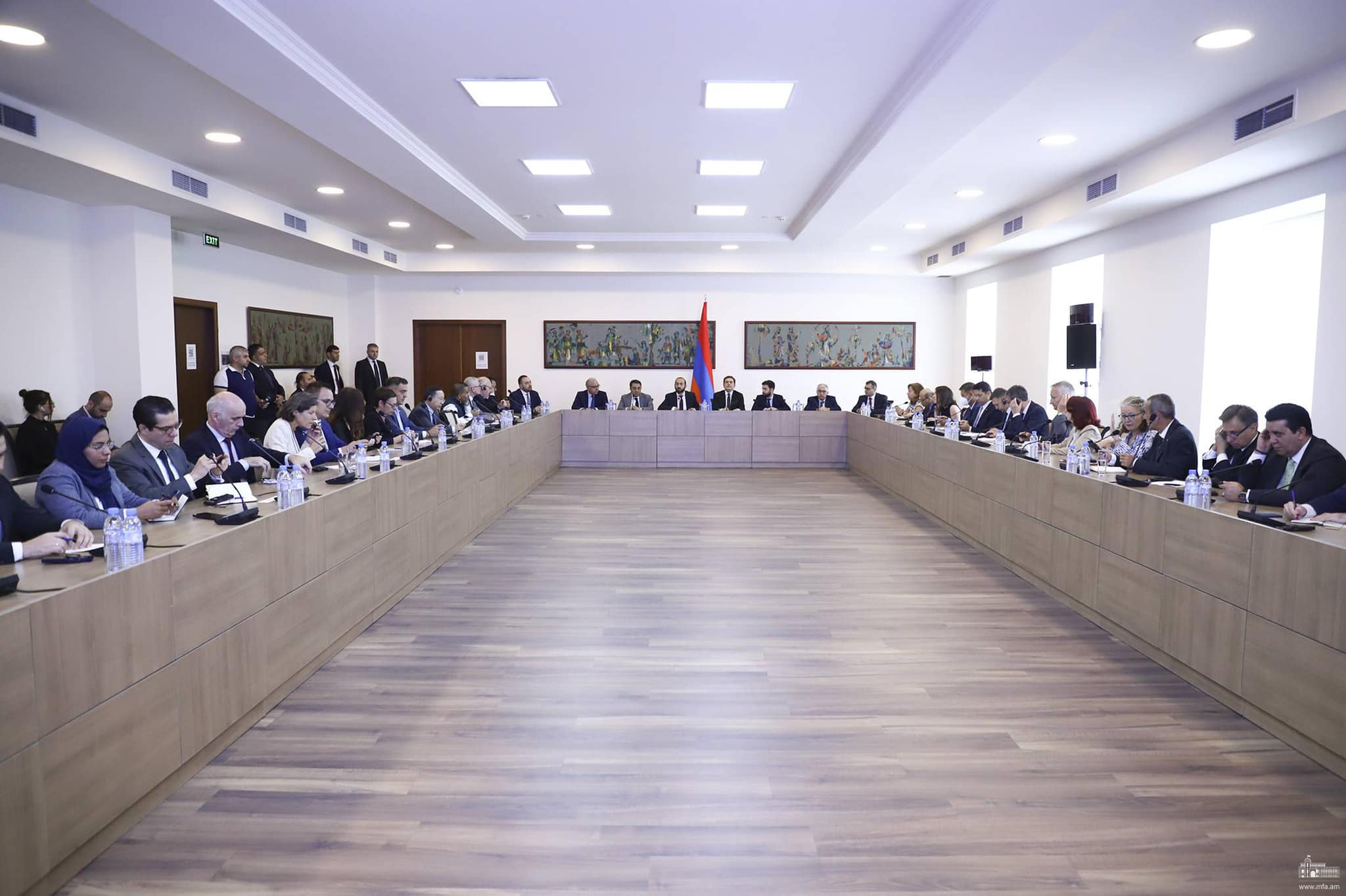 Ա․ Միրզոյանն ընդունել է ՀՀ-ում հավատարմագրված դիվանագիտական ներկայացուցչությունների ղեկավարներին