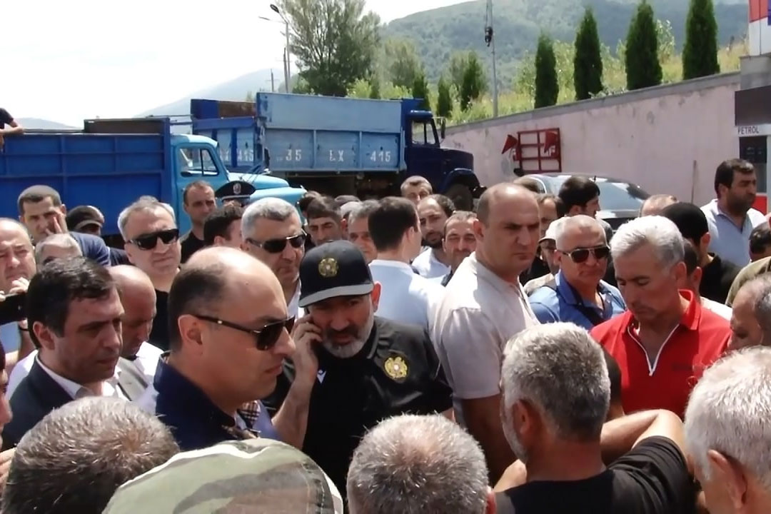 Միջադեպ վարչապետի ճանապարհին. մտահոգիչ ինդիկատոր