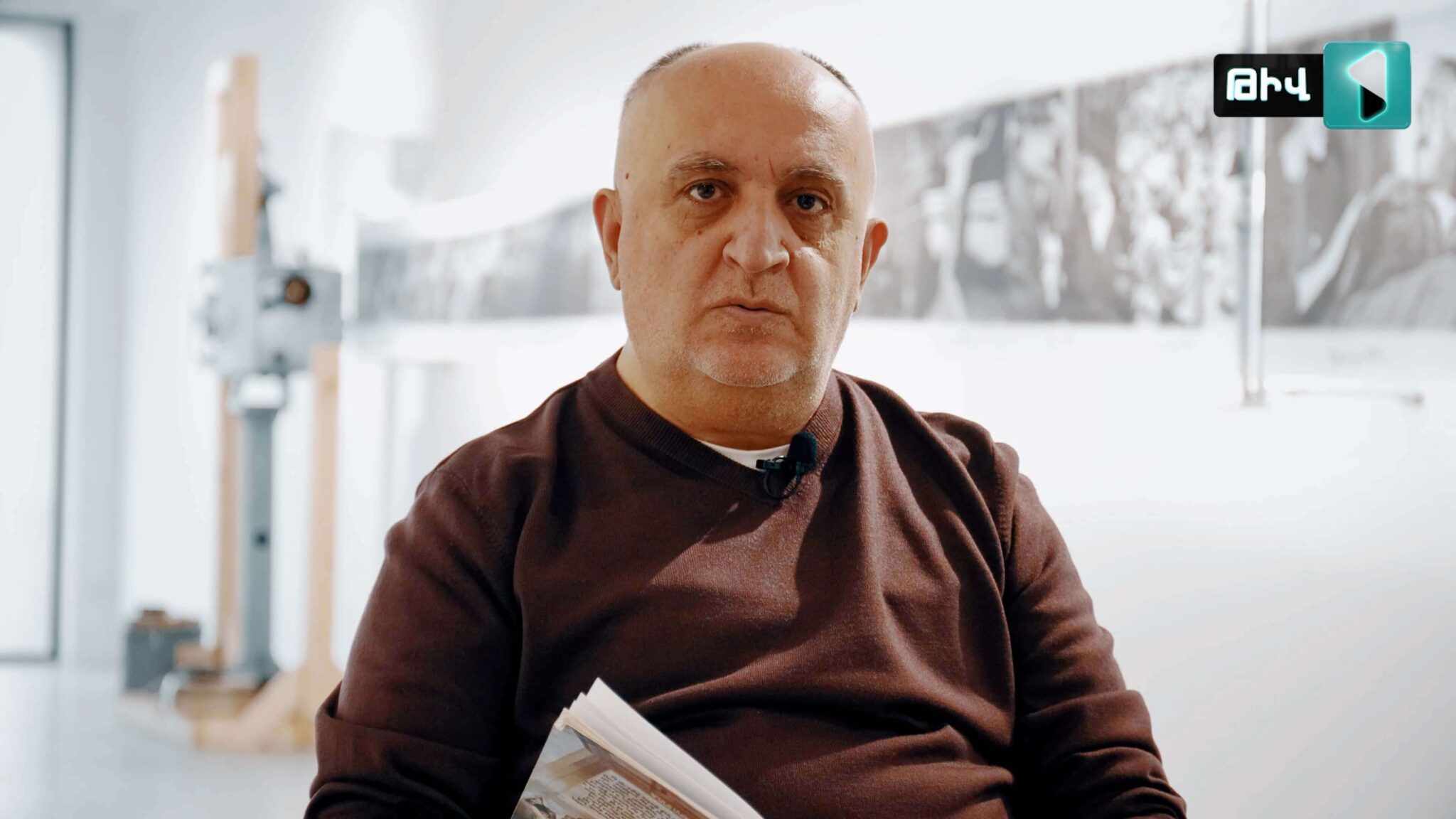 Արայիկ Մանուկյանն ընթերցում է հատված Հրանտ Մաթևոսյանի գործերից