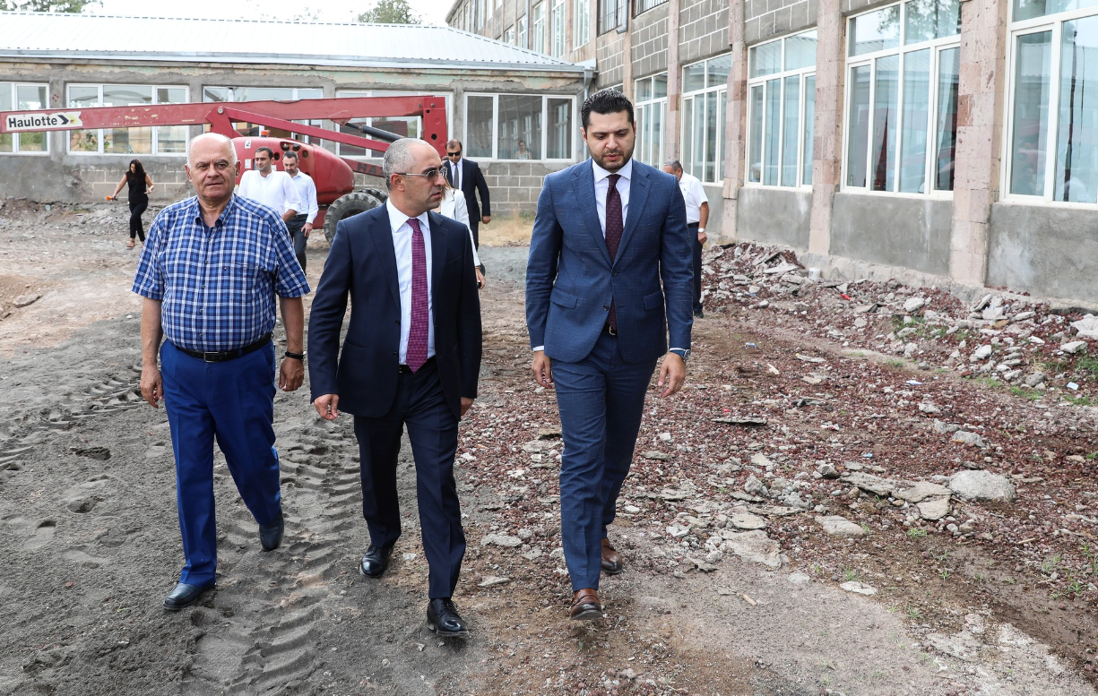 Փոխվարչապետ Մաթևոսյանը այցելել է Արմավիրի մարզ
