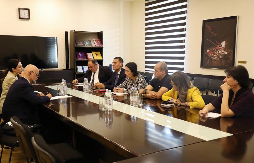 Քննարկվել են Հայաստանում արևմտահայերենի դասավանդման և տարածման հեռանկարները