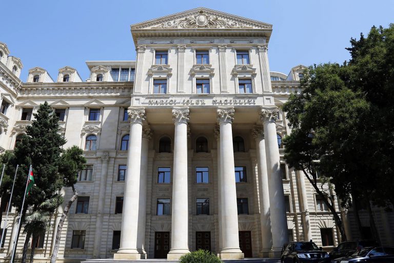 Ադրբեջանն առաջարկել է հումանիտար զինադադար հայտարարել