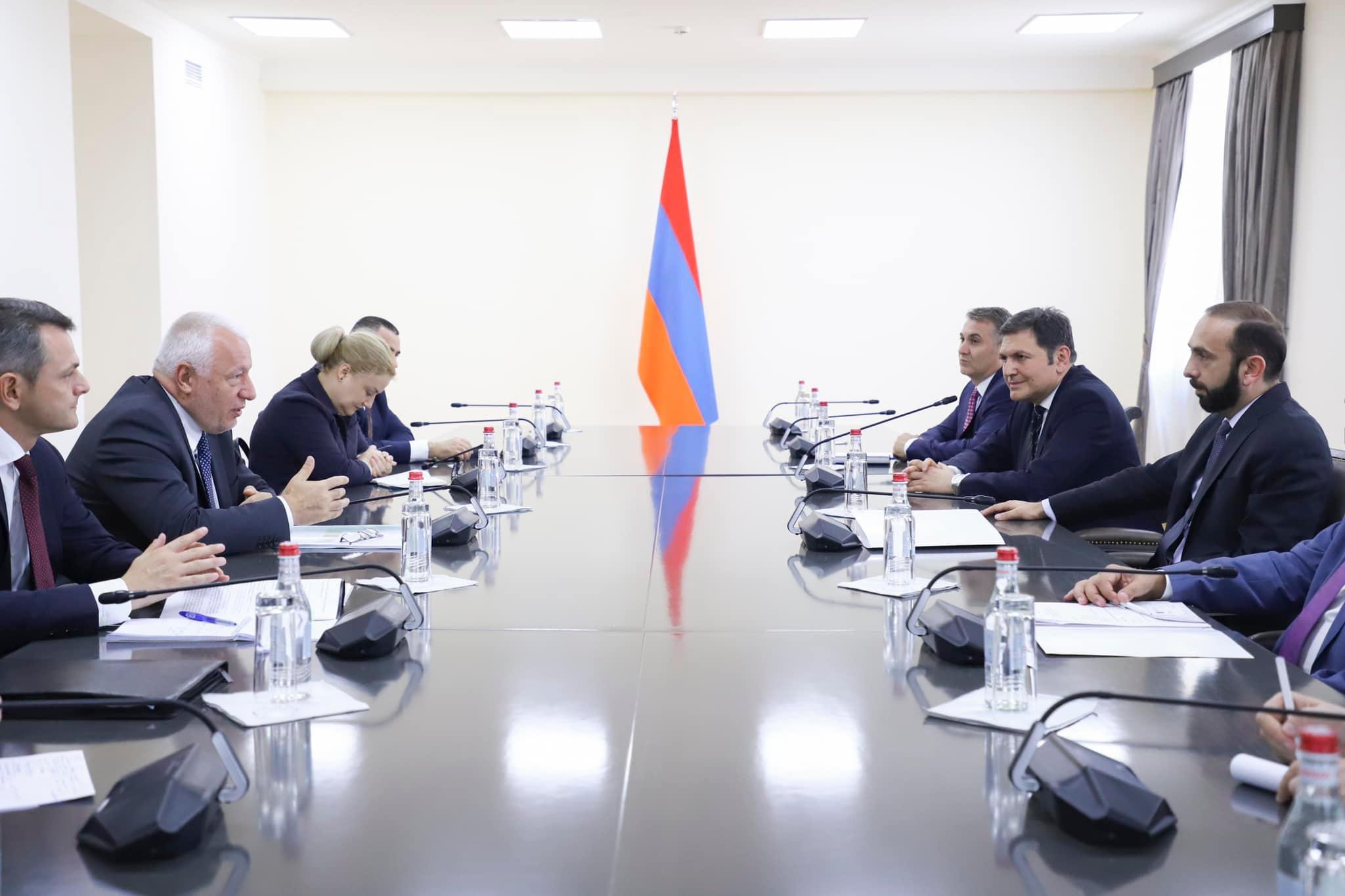 Կայացել են քաղաքական խորհրդակցություններ Հայաստանի և Ռումինիայի ԱԳՆ-ի միջև 