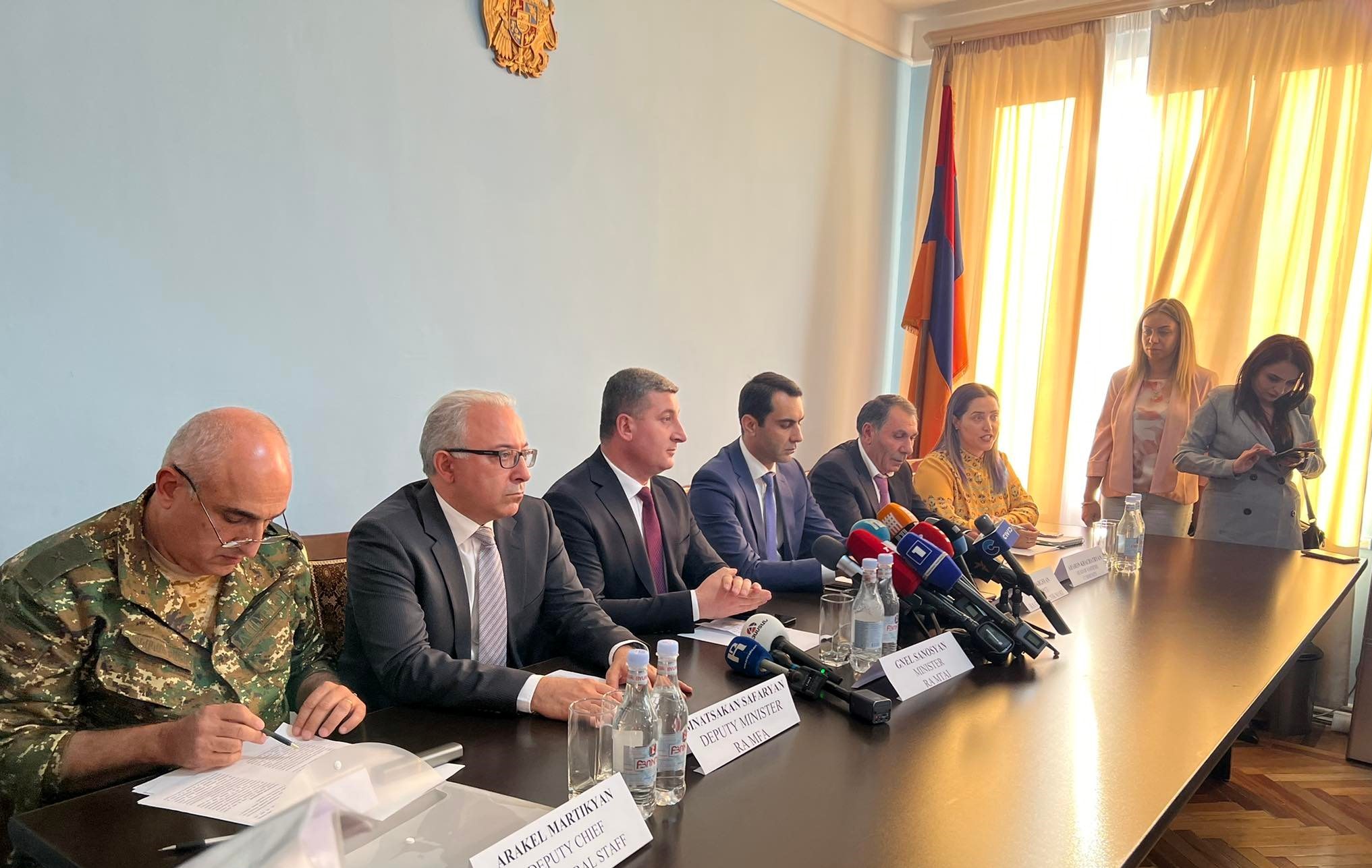 Հայաստանն Ադրբեջանին մի քանի անգամ արդեն առաջարկել է զորքերի հայելային հետքաշում․ ՀՀ ԱԳ փոխնախարար