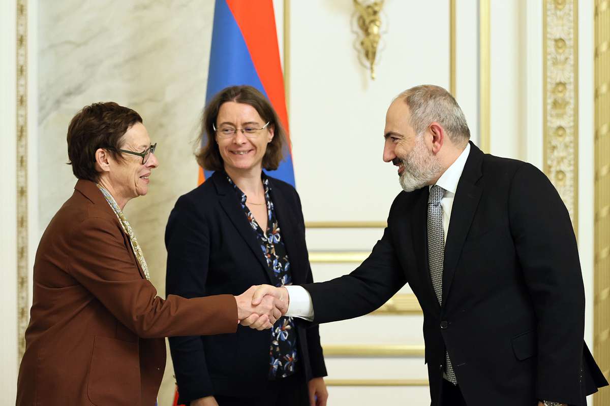 Ն․ Փաշինյանն ընդունել է Իզաբել Դյումոնին և ԵԱՀԿ Մինսկի խմբի Ֆրանսիայի համանախագահ Բ․ Ռոքֆոյին