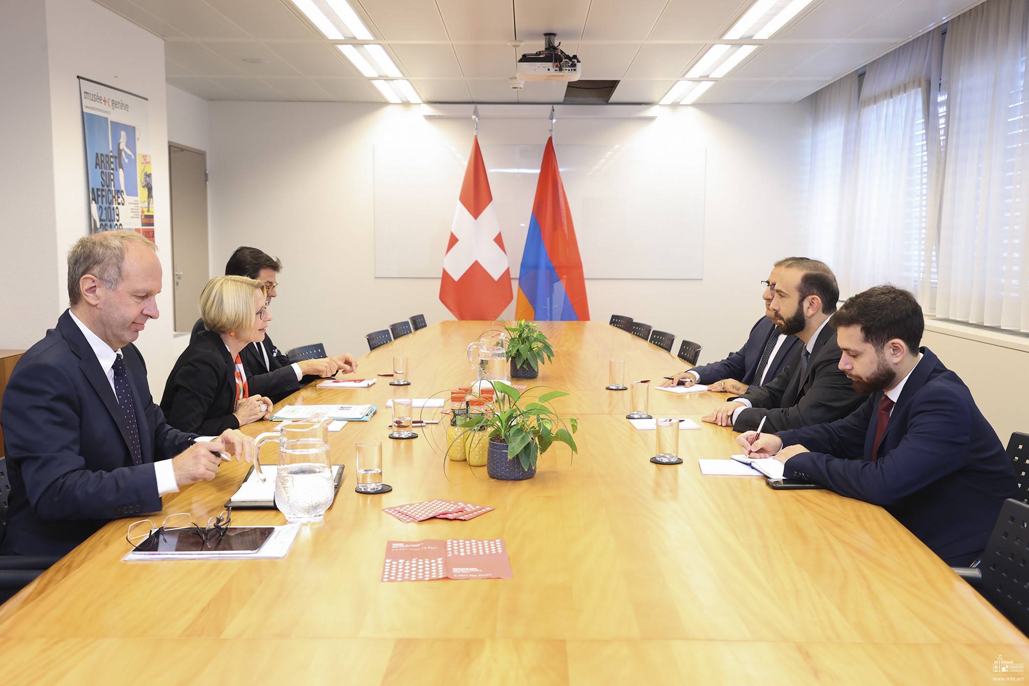 Միրզոյանը հանդիպել է Շվեյցարիայի ԱԳ դաշնային դեպարտամենտի պետքարտուղարի հետ