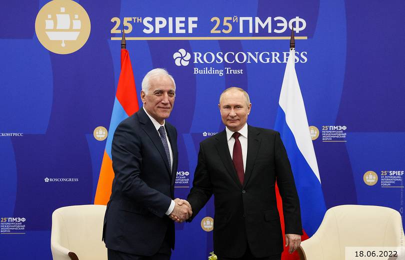 ՀՀ նախագահը շնորհավորական ուղերձ է հղել Վ․ Պուտինին ծննդյան օրվա առթիվ