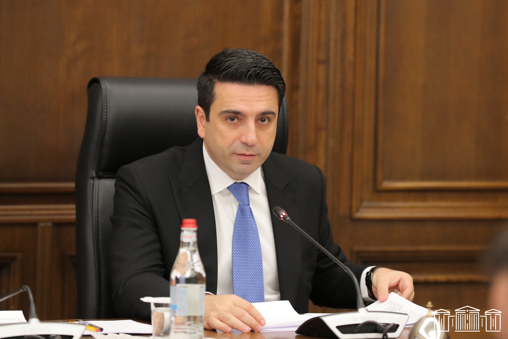 Ա․ Սիմոնյանի նախագահությամբ կայացել է ԱԺ խորհրդի նիստը