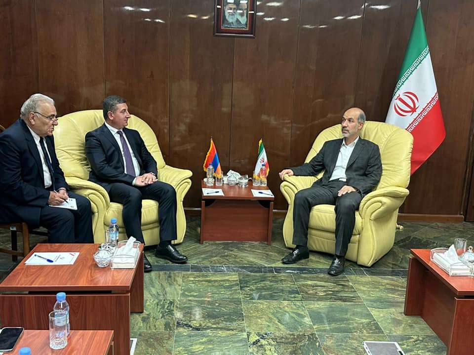 Գ․ Սանոսյանը հանդիպել է ԻԻՀ էներգետիկայի նախարարի հետ