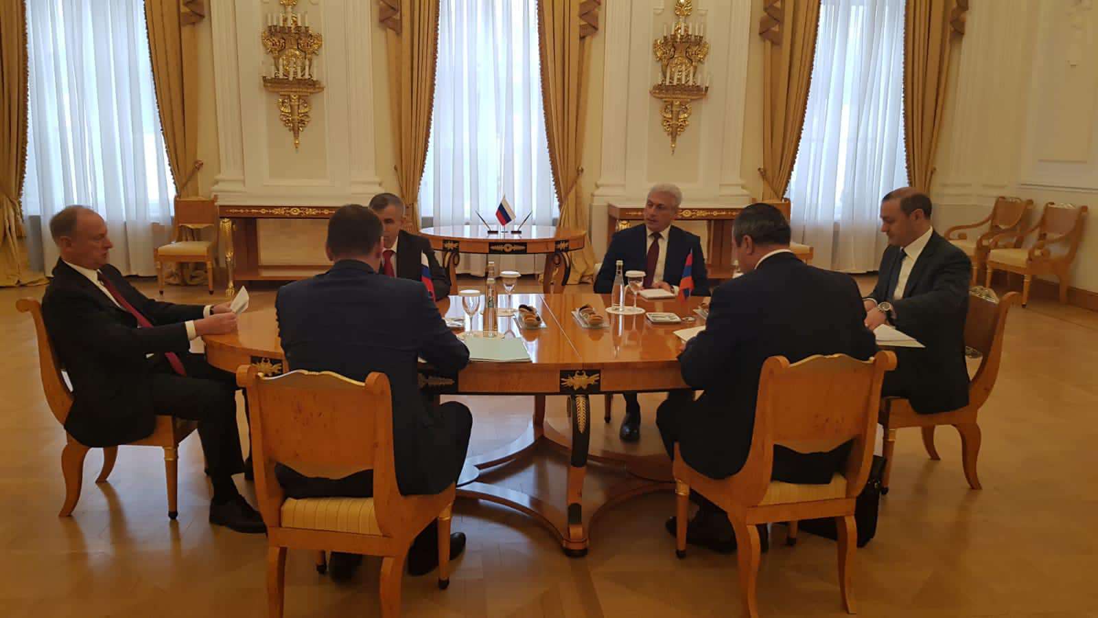 Ոչ թե սահմանային միջադեպ էր, այլ լայնամասշտաբ ներխուժում․ Գրիգորյանը՝ ՌԴ ԱԽ քարտուղարին