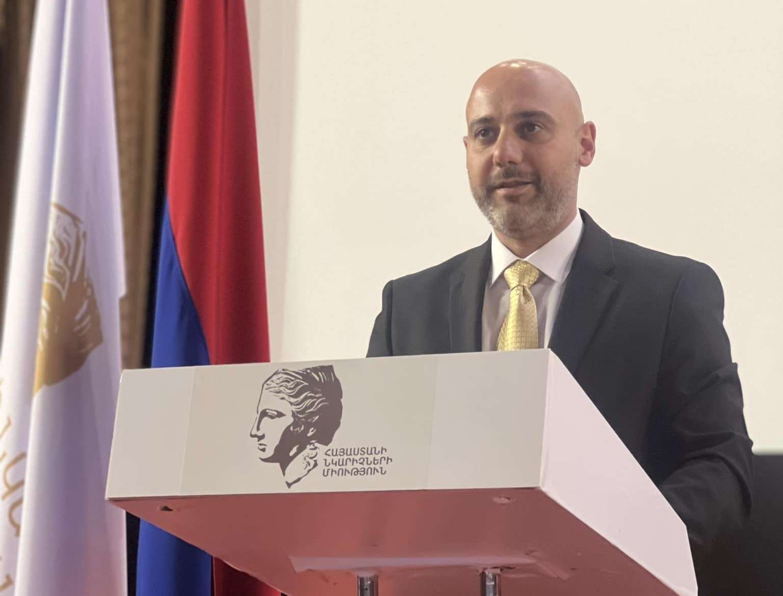 Սուրեն Սաֆարյանը վերընտրվել է Նկարիչների միության նախագահ