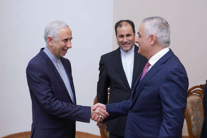 Մ․ Գրիգորյանն ընդունել է ՀՀ-ում ԻԻՀ դեսպանին