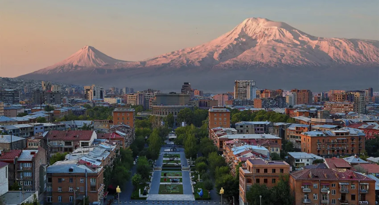 ՌԴ քաղաքացիների մեծ ներհոսքի շնորհիվ Հայաստանը ՀՆԱ-ի աճով առաջ է անցել ԱՊՀ մյուս բոլոր երկրներից. Forbes 
