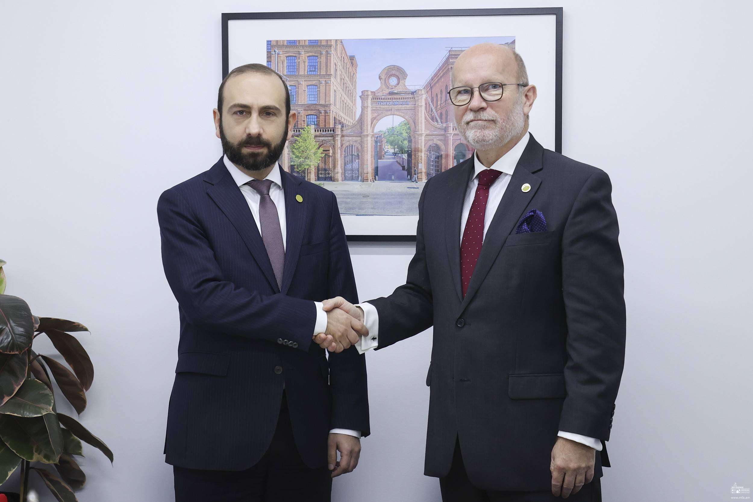 Միրզոյանը հանդիպում է ունեցել Սլովակիայի ԱԳ նախարարի հետ