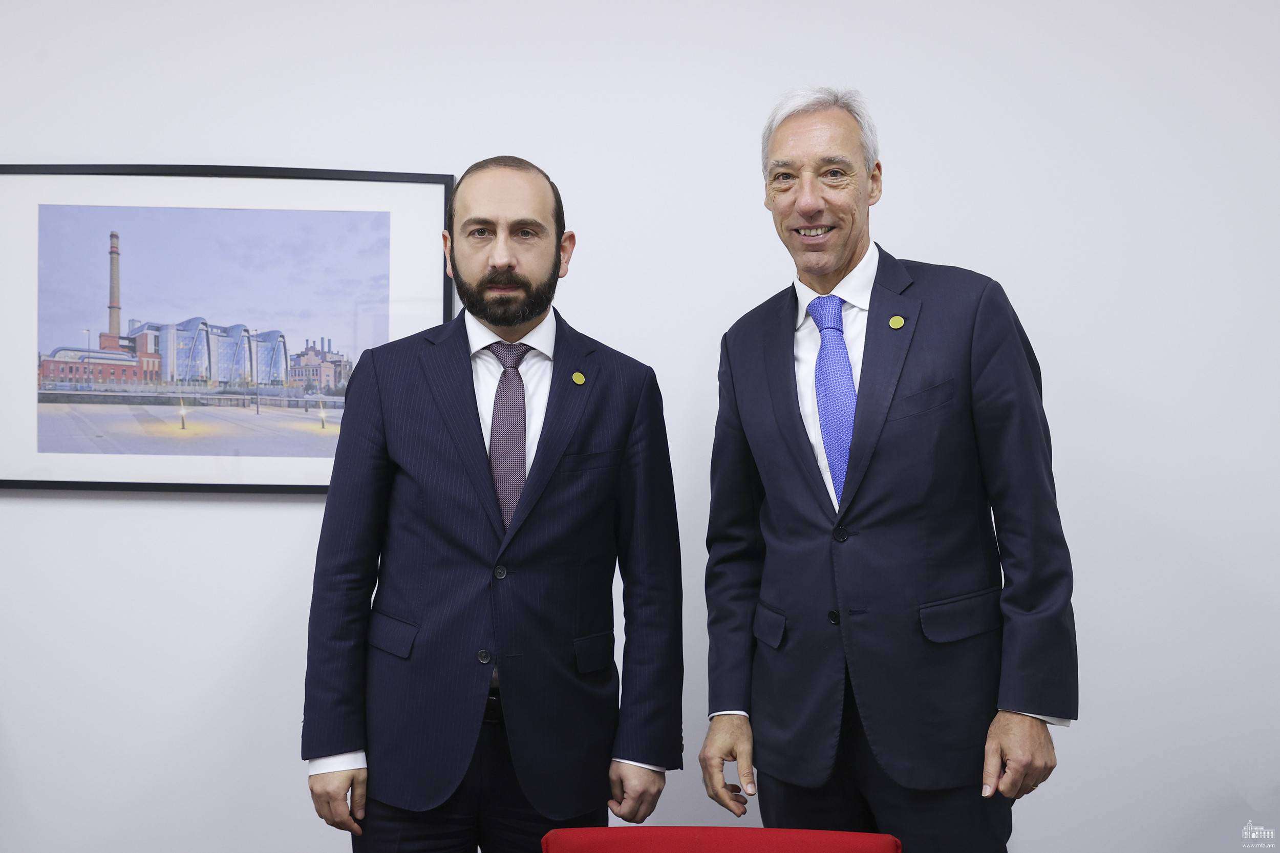 Միրզոյանը հանդիպում է ունեցել Պորտուգալիայի ԱԳ նախարարի հետ