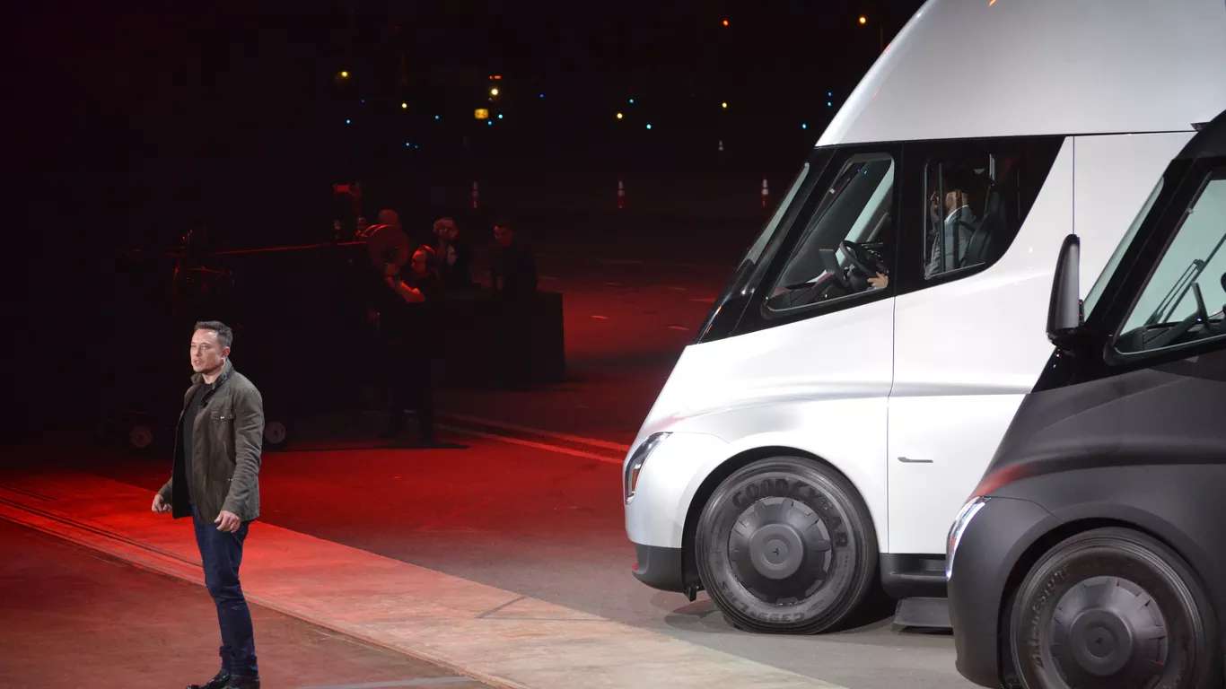 Մասկը ներկայացրել է «Tesla»-ի նոր բեռնատարը