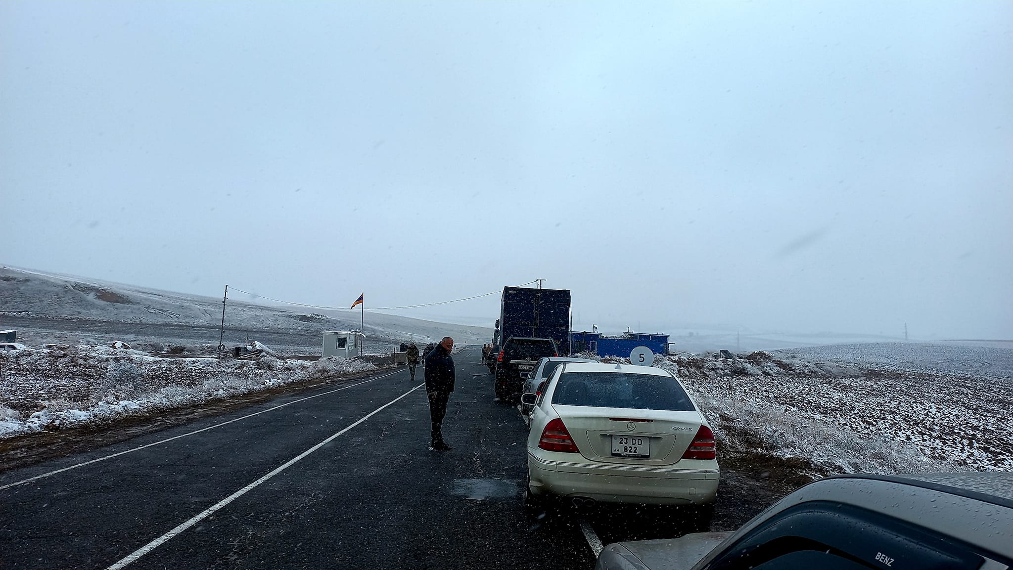 Քիչ առաջ Շուշի-Քարին տակ խաչմերուկի հատվածում ադրբեջանցիները փակել են Ստեփանակերտ-Գորիս մայրուղին