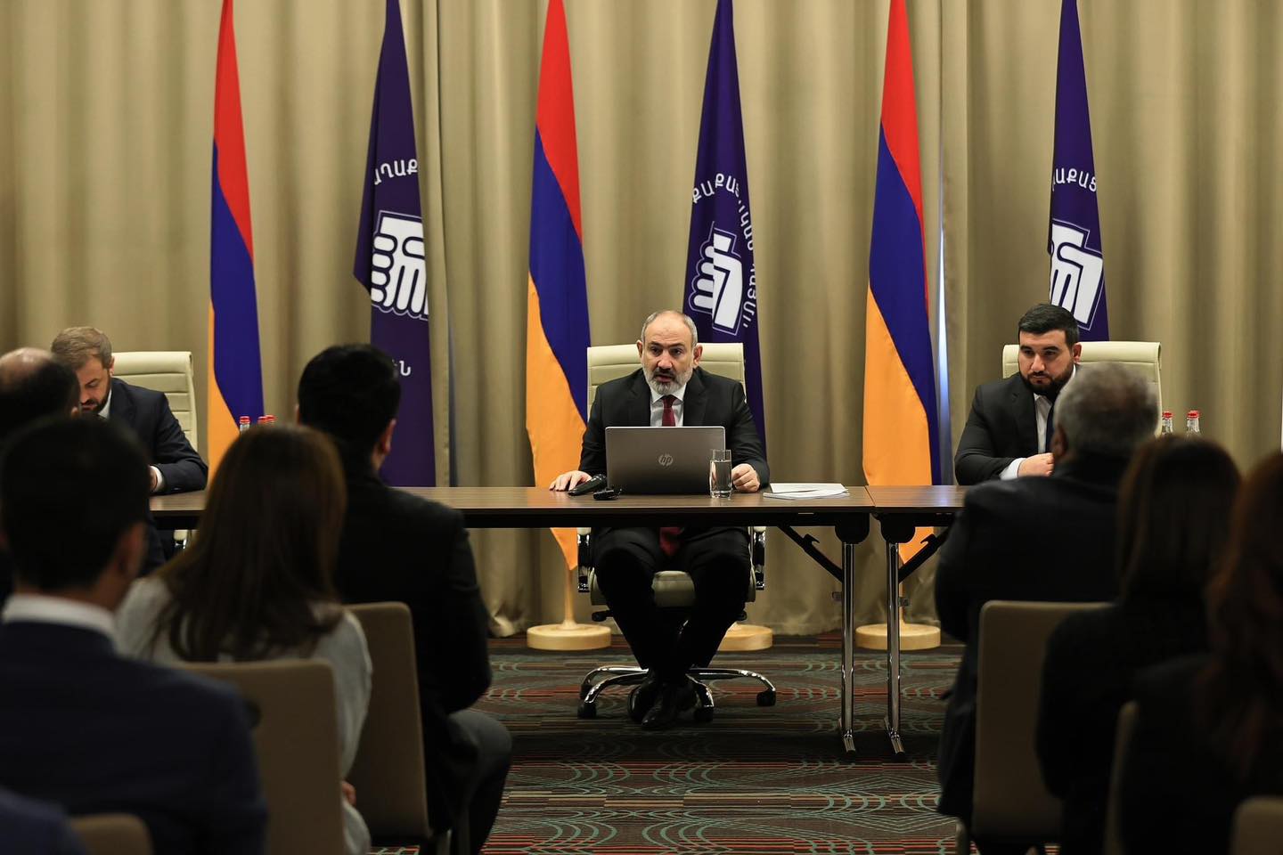 Ջերմուկում տեղի է ունեցել ՔՊ կուսակցության Քաղաքական ժողովի անդրանիկ նիստը
