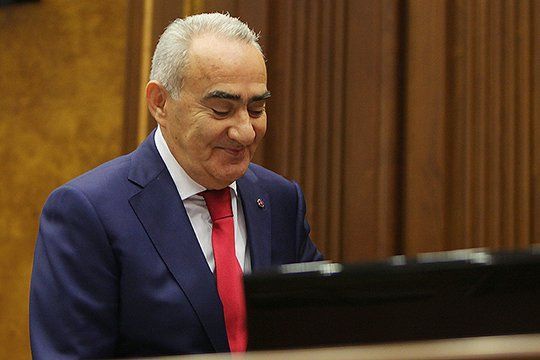 Մահացել է Գալուստ Սահակյանը