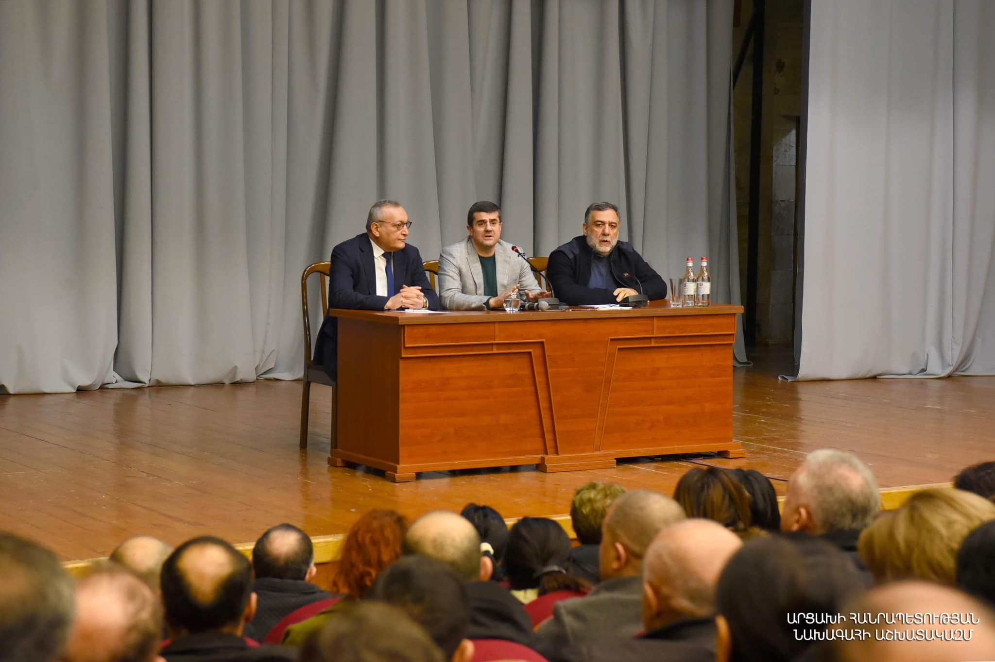 Ադրբեջանն առաջ է քաշում Արցախի համար անընդունելի պահանջներ․Ա․Հարությունյան