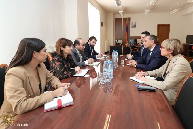 Աշխատանքի և սոցիալական հարցերի նախարարն ընդունել է ՀՀ-ում Իտալիայի դեսպանին
