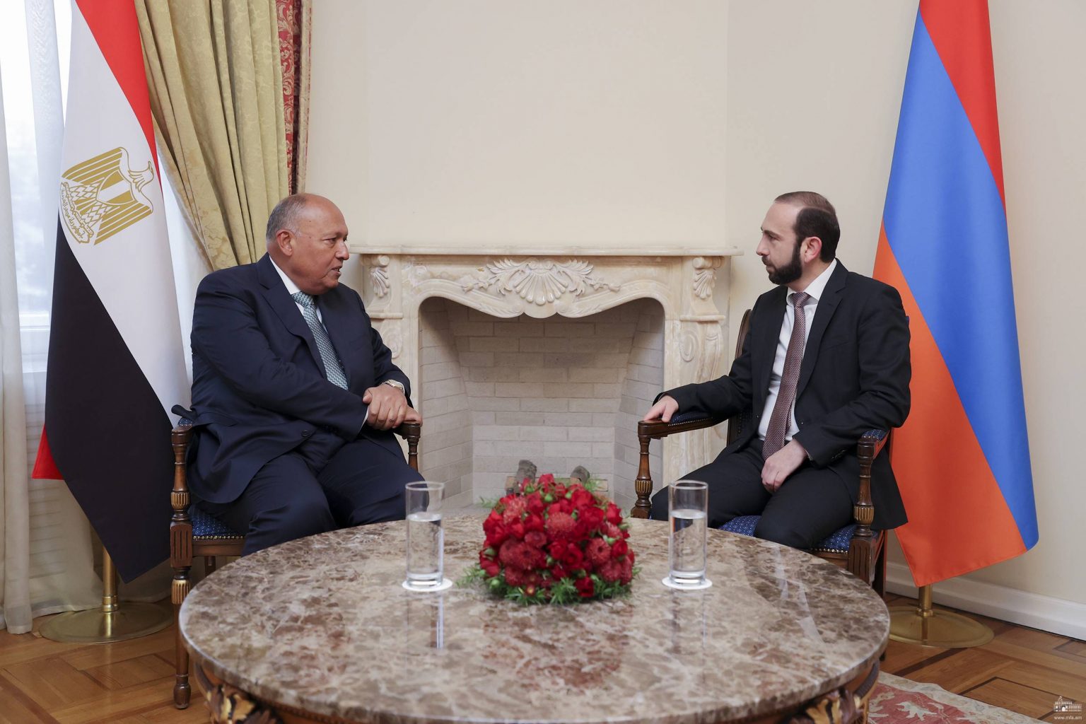 Միրզոյանը Եգիպտոսի ԱԳ նախարարին է ներկայացրել ԼՂ-ում ստեղծված իրավիճակը