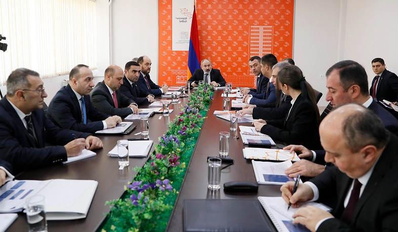 Փաշինյանին մանրամասներ են ներկայացվել կադաստրային բարեփոխումների վերաբերյալ