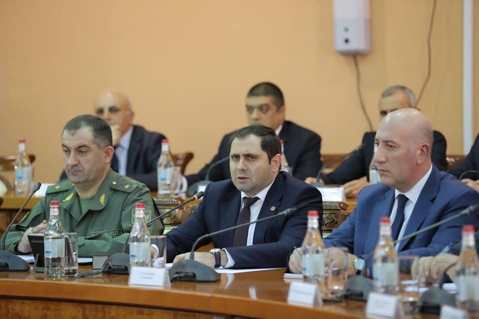 Ս․Պապիկյանի գլխավորությամբ աշխատանքային խորհրդակցություն է տեղի ունեցել ՊՆ-ում