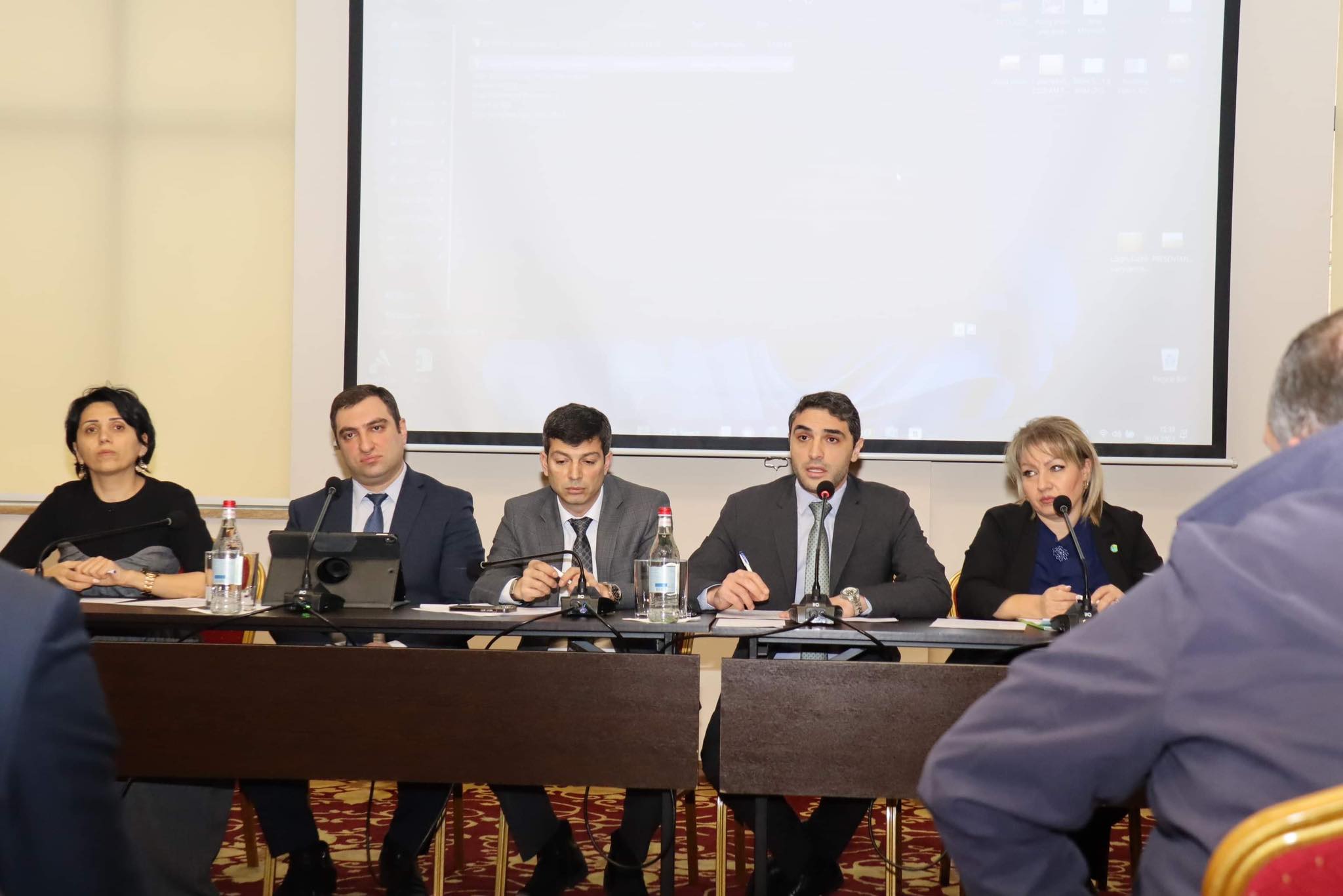 Սիմիդյանը հանդիպել է շուրջ ինը տասնյակ ձկնաբույծների հետ