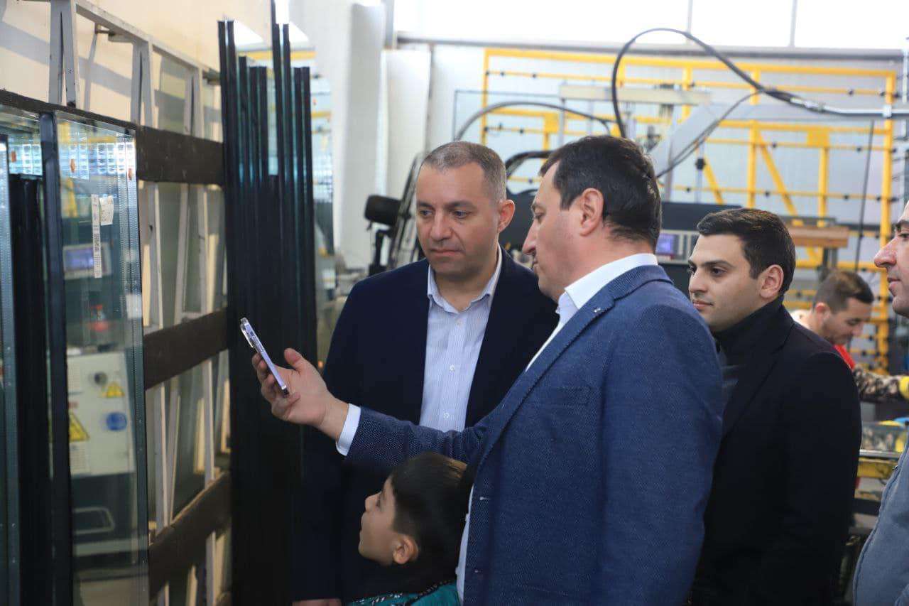 Քերոբյանն այցելել է ապակու արտադրությամբ զբաղվող Steko ընկերություն