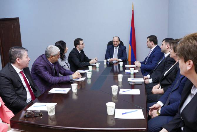 Արայիկ Հարությունյանը ներկայացրել է Կրթության տեսչական մարմնի նորանշանակ ղեկավարին