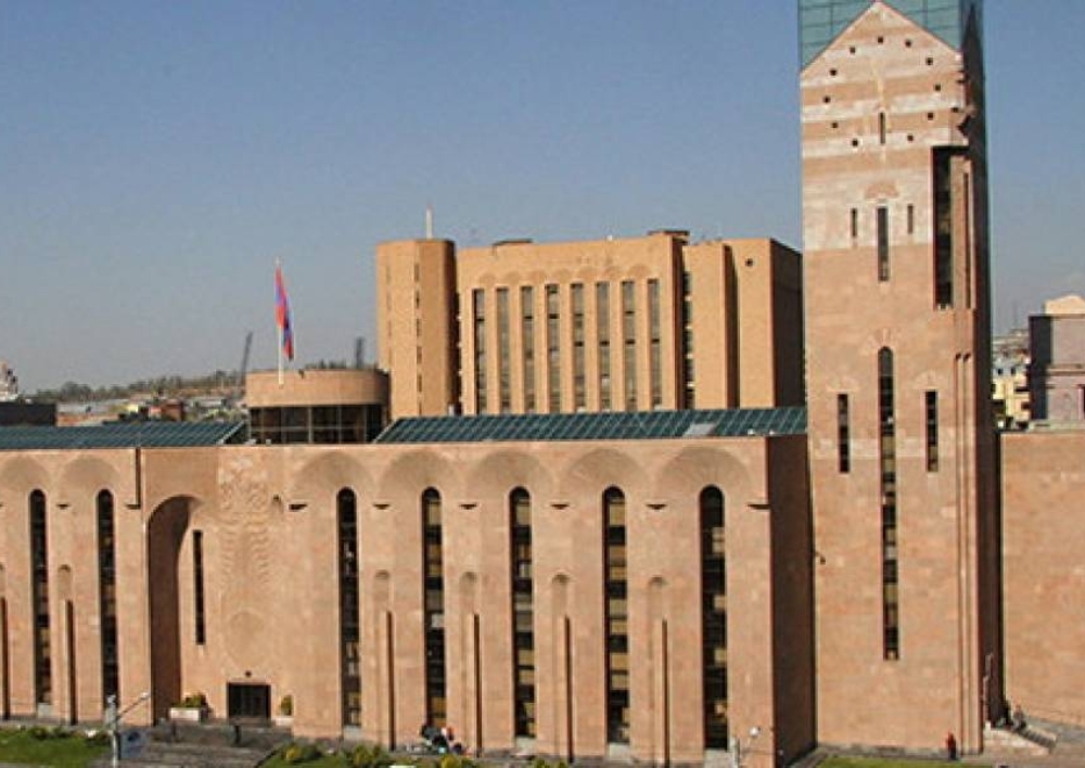 Ինչո՞ւ «Փակ շուկայի» գետնանցումում թեքահարթակ չկա. քաղաքապետարանի պարզաբանումը