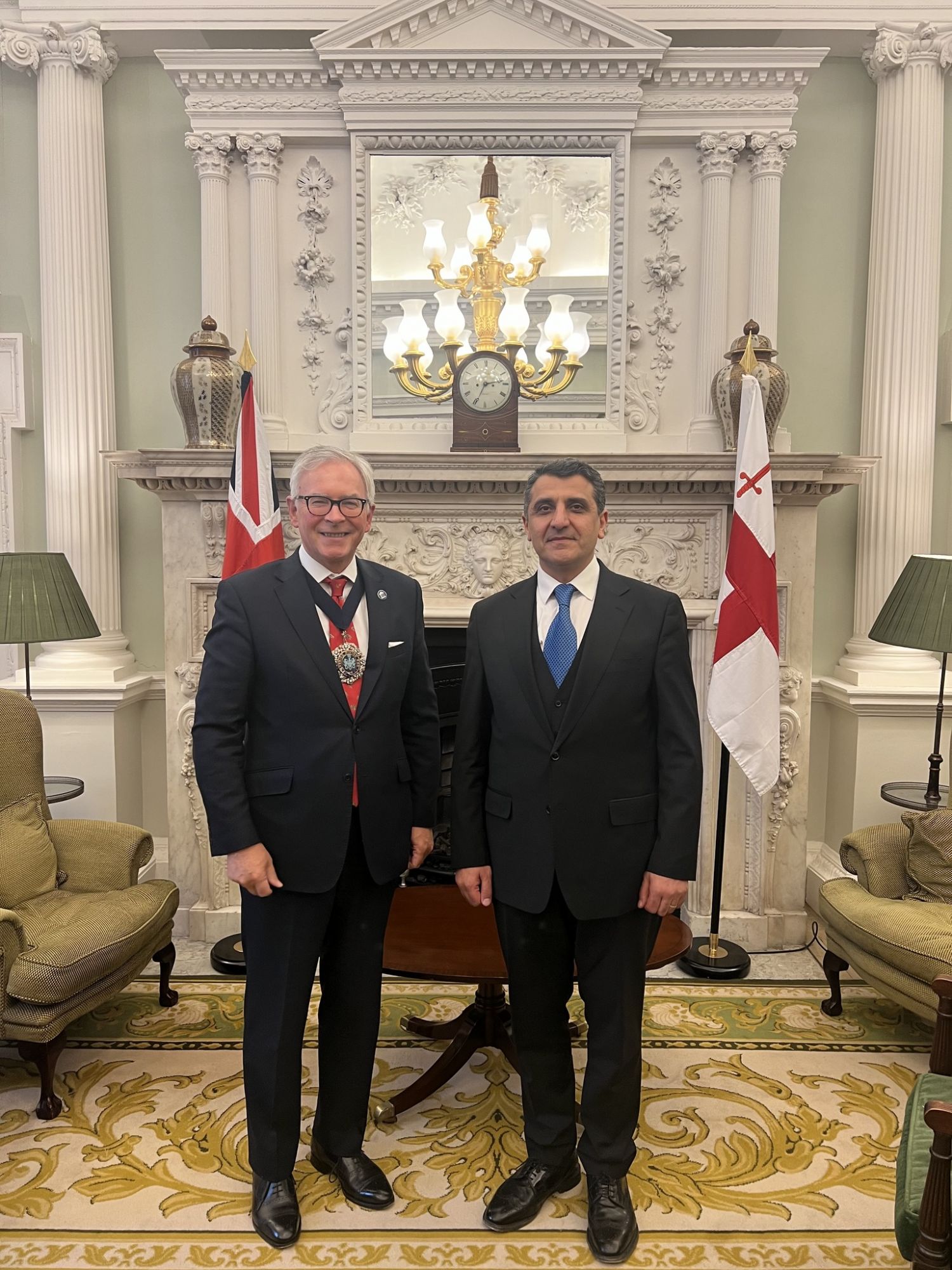 Ներսեսյանը Լոնդոն Սիթիի քաղաքապետին է ներկայացրել Լաչինի միջանցքի շրջափակման հետևանքները