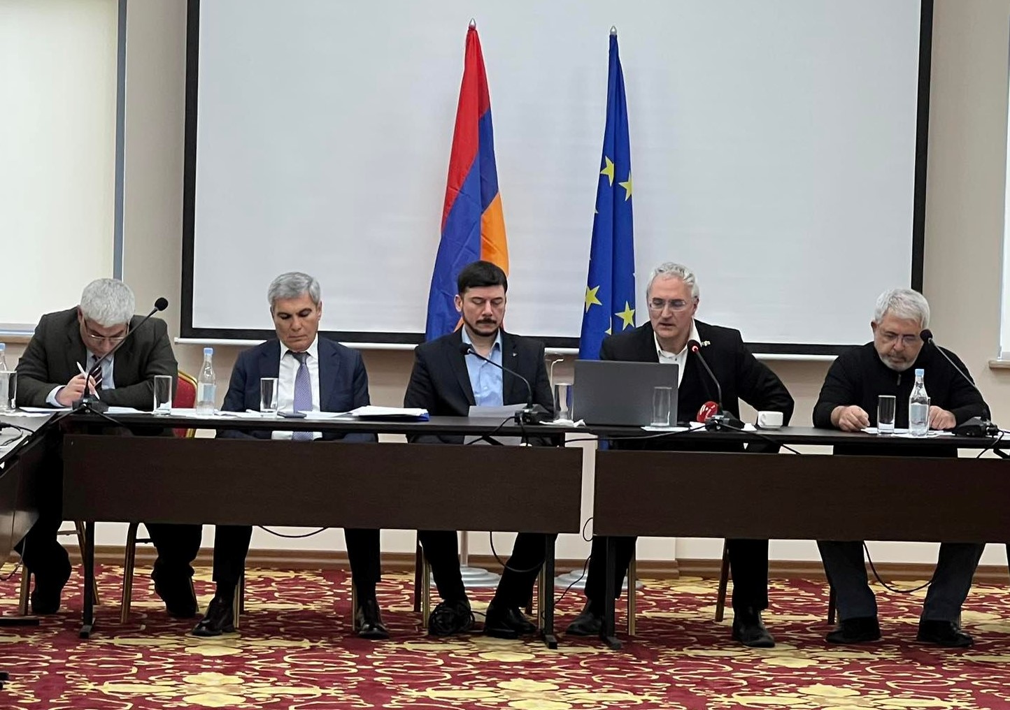 ՀՀ-ին անհրաժեշտ են գաղափարներ, որոնք երկրում ստեղծված իրավիճակը հաղթահարելու հնարավորություններ կտան. Ա․ Սարգսյան