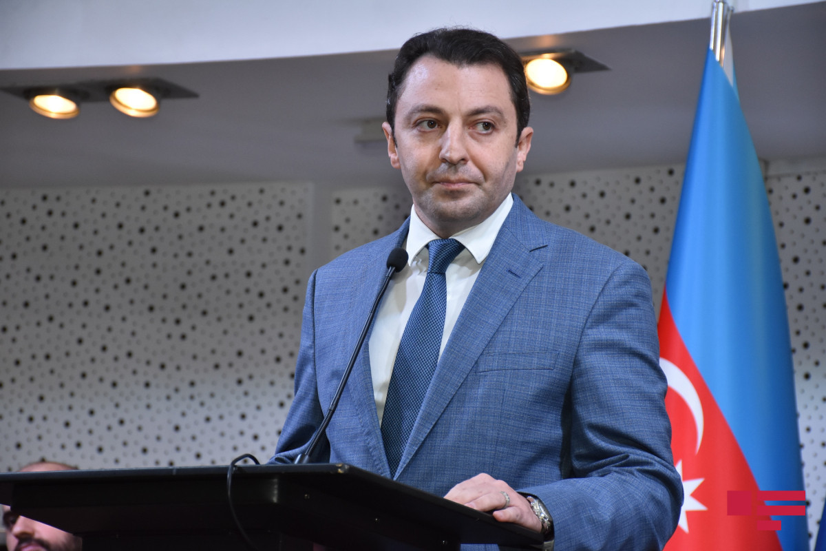 Բաքուն պնդում է, թե միջազգային գործընկերները, իբր, «կողմ են Լաչինի միջանցքում անցակետերի տեղակայմանը»