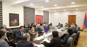 ԿԳՄՍ նախարարն հանդիպել է ՀՀ պետական բուհերի ռեկտորների հետ