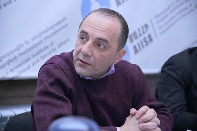 Ինչպե՞ս են Ա․Հարությունյանն ու Ռ․Վարդանյանը բլոկադան հաղթահարել և գնացել Մոսկվա․ Մեհրաբյան
