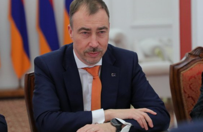 Անհամբեր սպասում եմ Ադրբեջանի հետ առարկայական բանակցություններին․ Կլաար