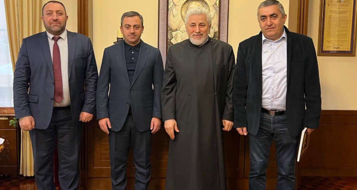 Սաղաթելյանն ու Ռուստամյանը մեկնել են Մոսկվա