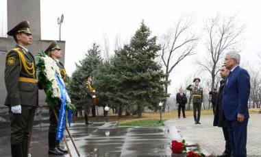 ՀԱՊԿ գլխավոր քարտուղարն այցելել է «Եռաբլուր»