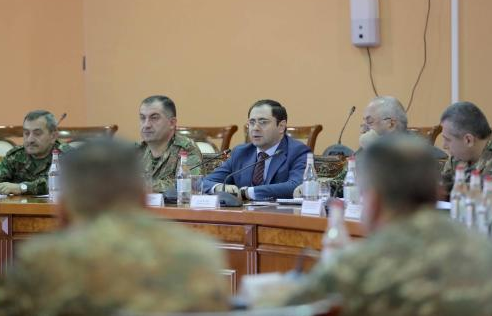 Մեկնարկել են ՀՀ ԶՈՒ ղեկավար կազմի հետ անցկացվող եռօրյա օպերատիվ հավաքները